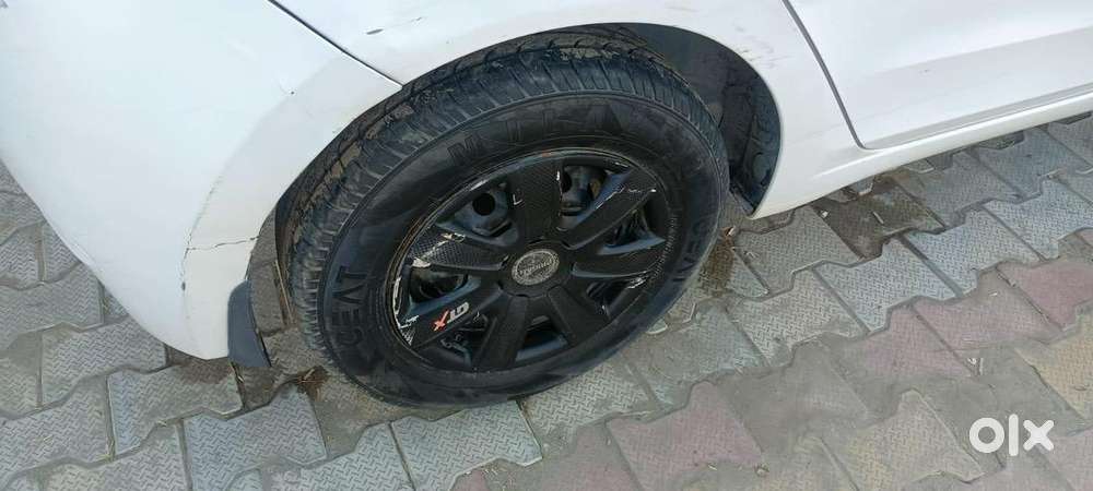 Hyundai I20 2014petrol 90000 Km Driven All Tyre New