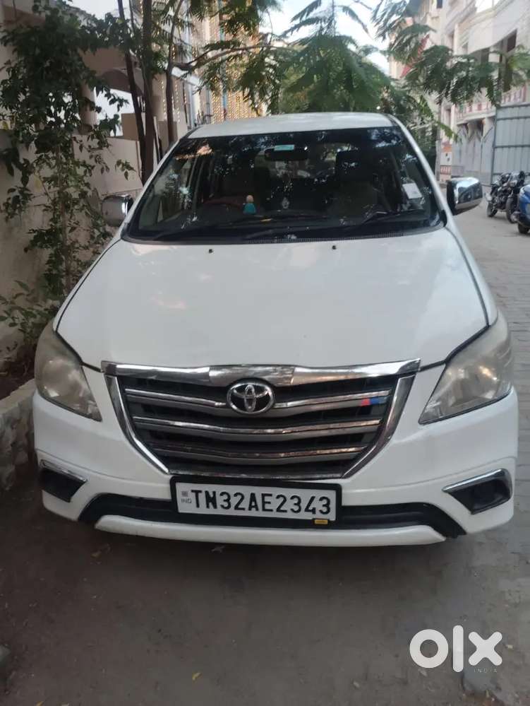 Toyota Innova Diesel 2014