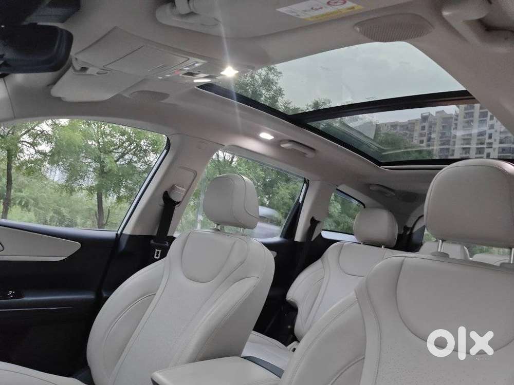 Mahindra Xuv700 2.0 Ax 7 Petrol At Luxury Pack Str, 2022, Petrol