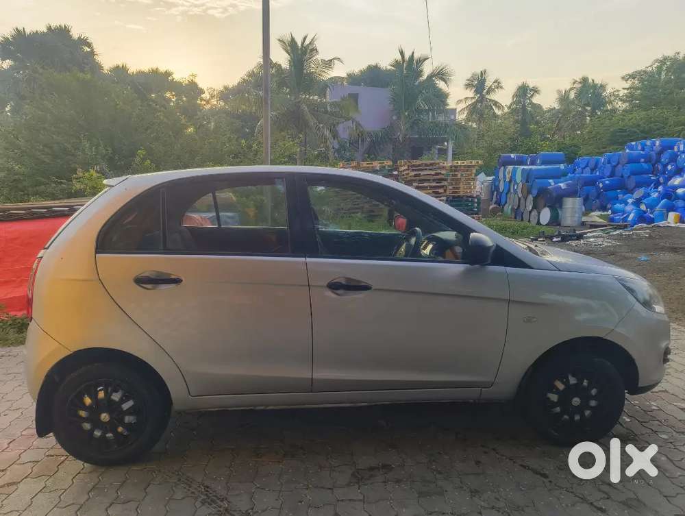 Tata Bolt 1.3 Xe 2017