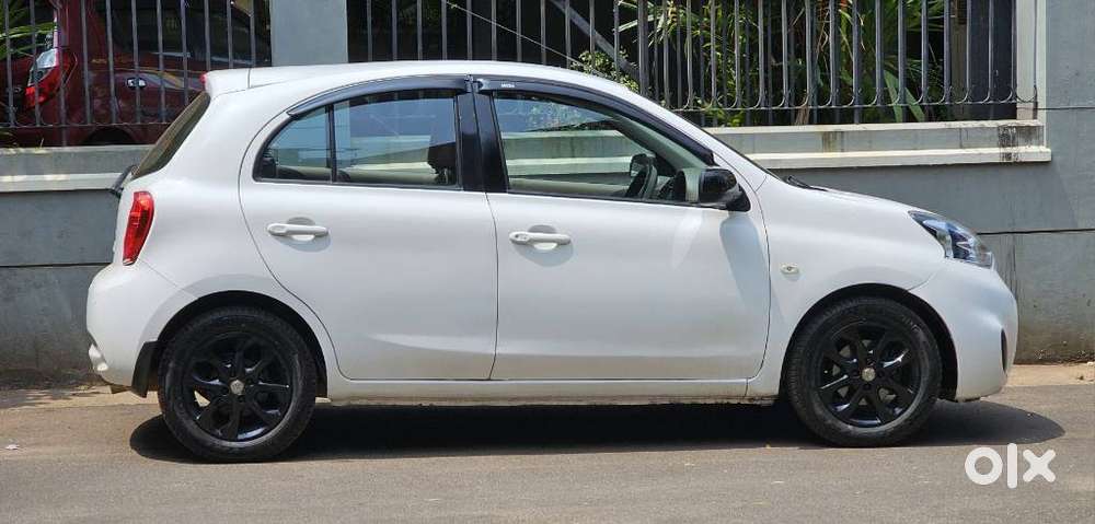 Nissan Micra Xv Cvt, 2015, Petrol