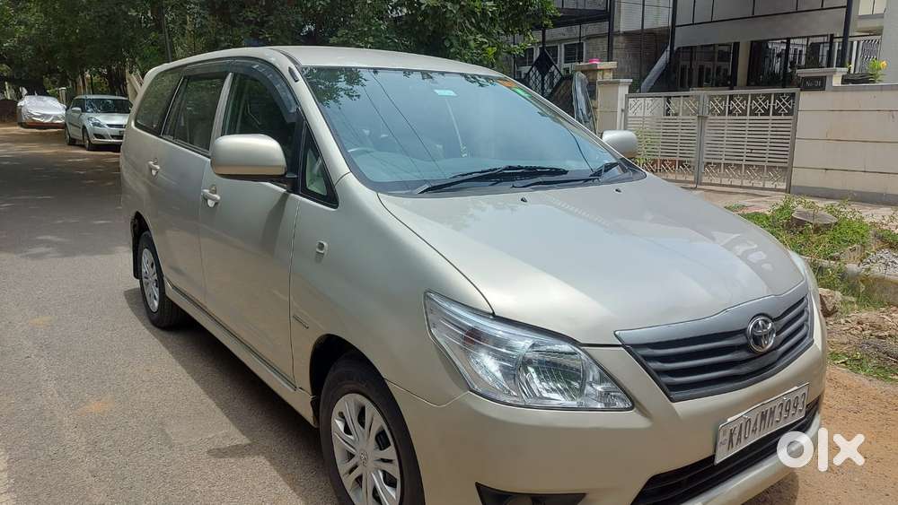 Toyota Innova 2.5 G (diesel) 7 Seater Bs Iv, 2013, Diesel