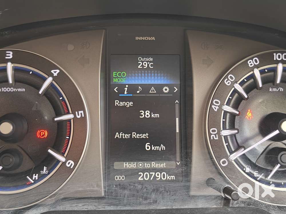 Toyota Innova Crysta 2.4 Z 7 Str, 2024, Diesel