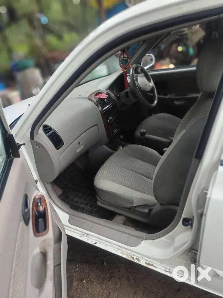 Hyundai Accent 2011 Cng 2nd Owner