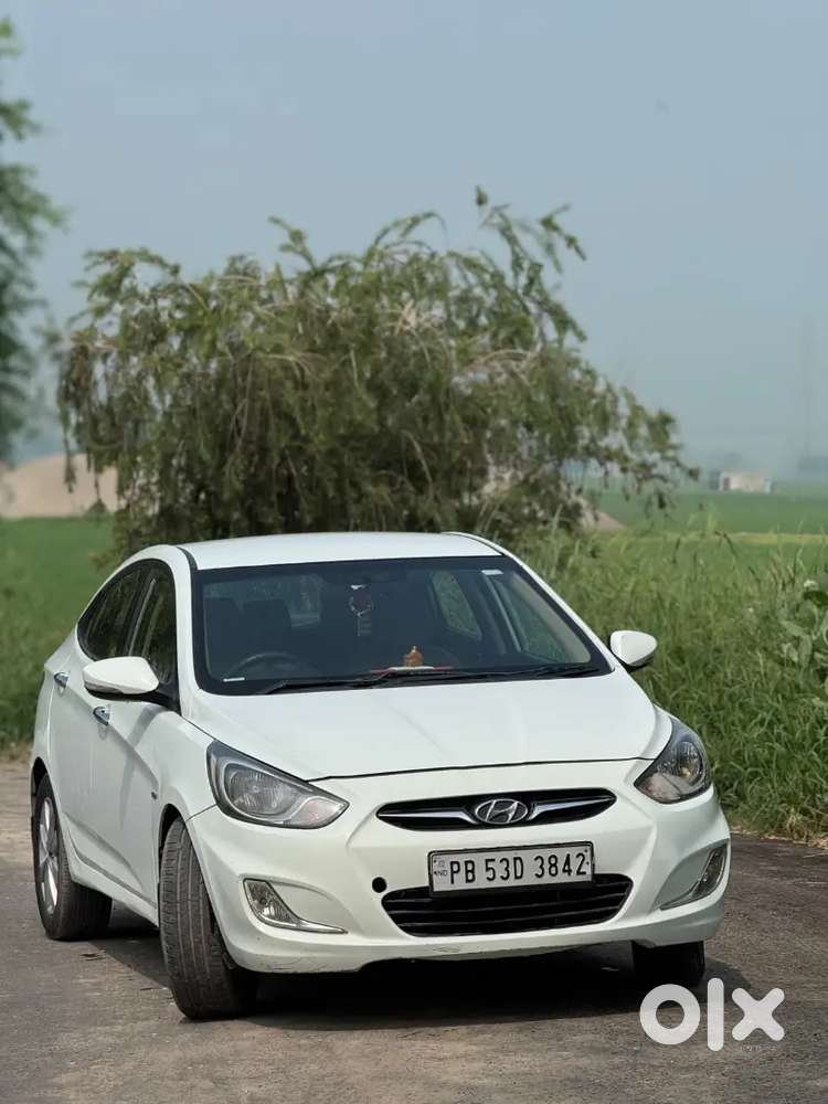 Hyundai Verna Sx Crdi 2012 Year