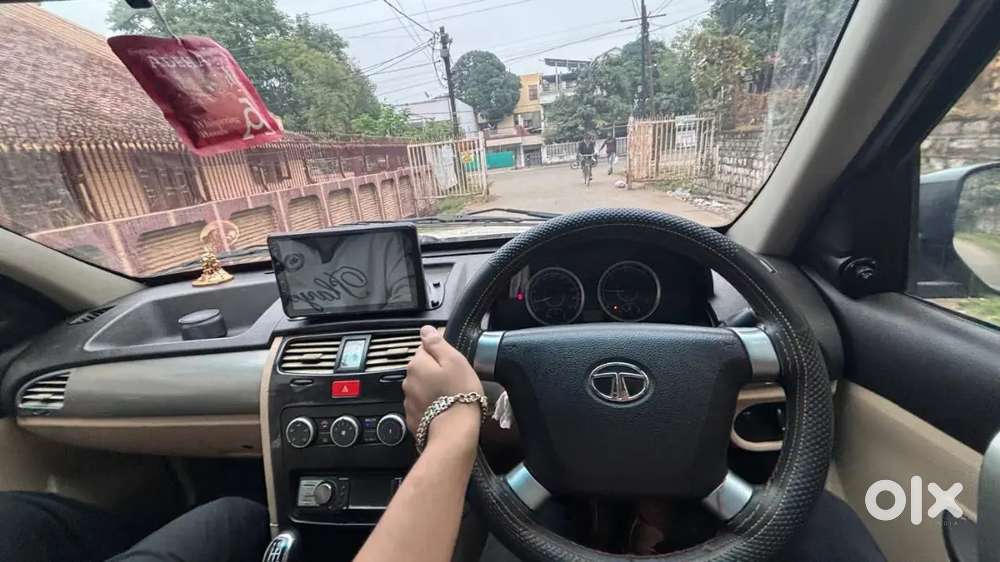 Tata Safari Storme 2014 Diesel Good Condition White Colour