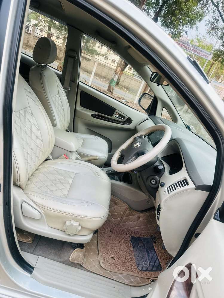 Toyota Innova 2.5 V 7 Str, 2012, Diesel