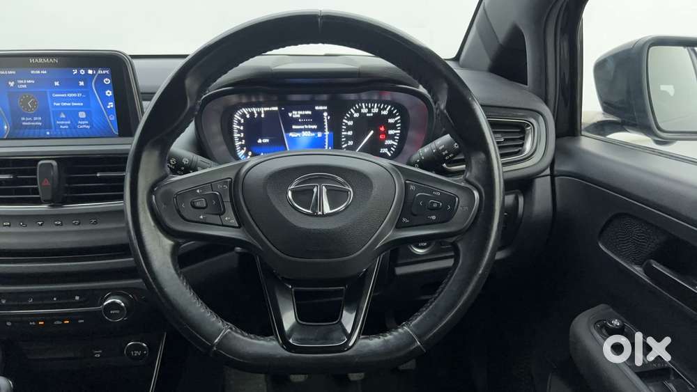 Tata Altroz 1.2 Xz Plus Dark Edition, 2022, Petrol