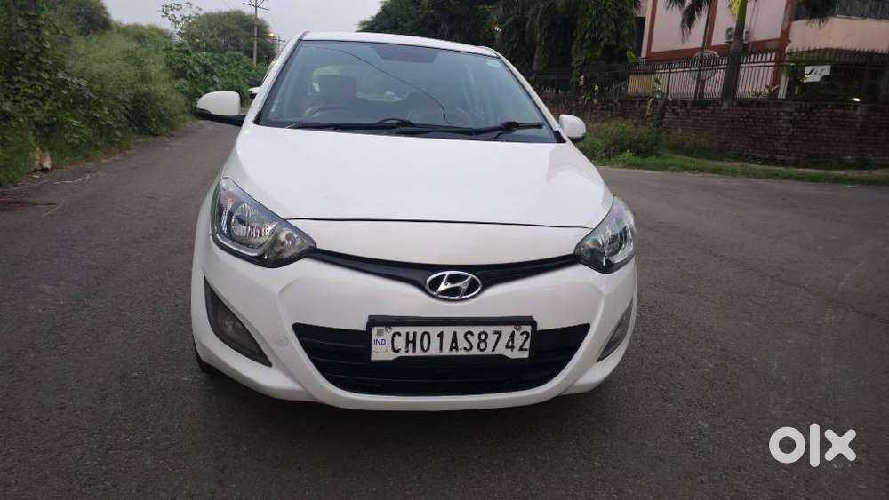 Hyundai I20 Sportz 1.4 Crdi 6 Speed Bs-iv, 2012, Diesel