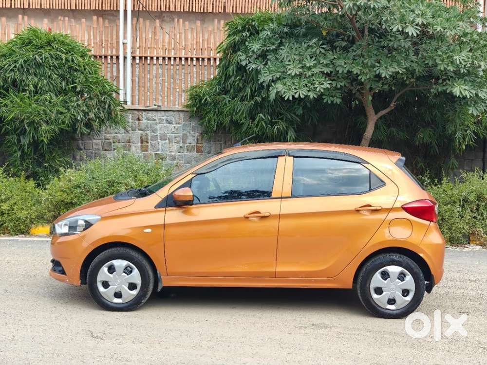 Tata Tiago 1.2 Revotron Xta, 2018, Petrol