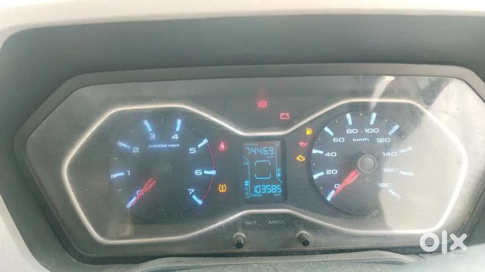 Mahindra Scorpio Classic 2018 Diesel 100000 Km Driven