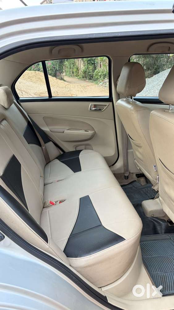 Maruti Suzuki Swift Dzire 1.2 Vxi Bsiv, 2015, Petrol