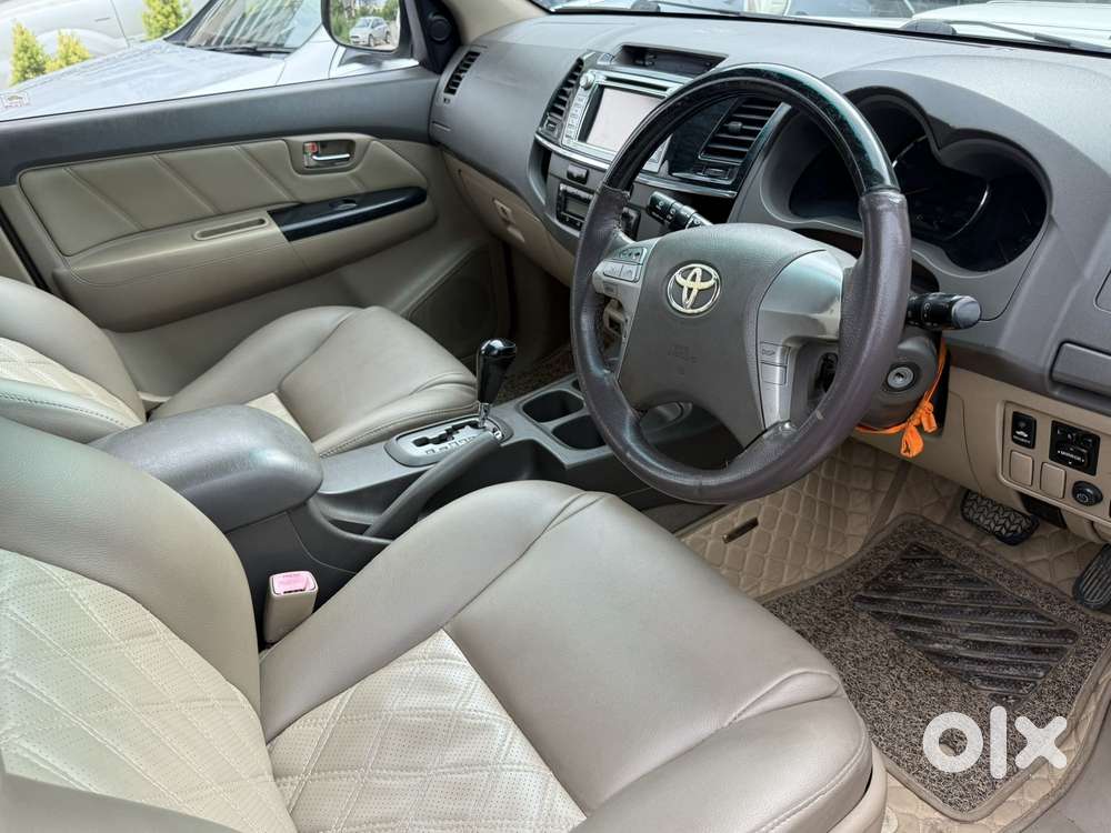 Toyota Fortuner 3.0 4x2 Automatic, 2014, Diesel