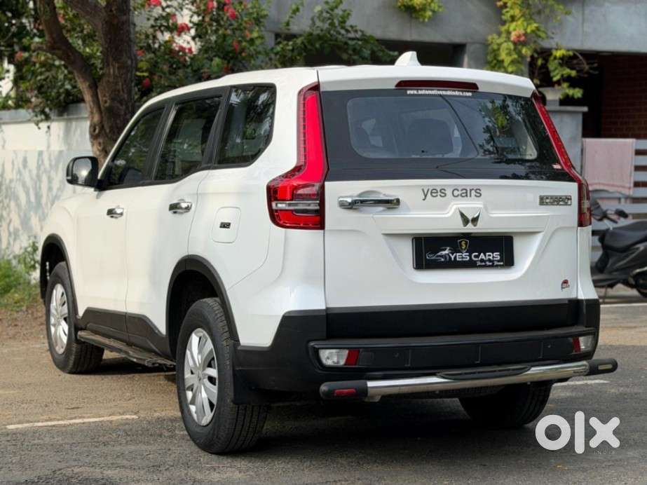 Mahindra Scorpio N Z2 Petrol Mt 7 Str, 2023, Petrol