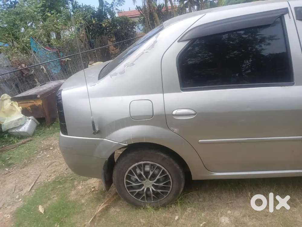 Mahindra Renault Logan 2007