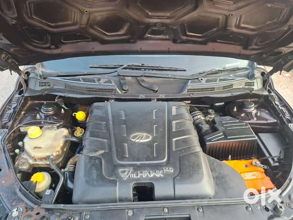 Mahindra Xuv500 2016 Diesel 130000 Km Driven