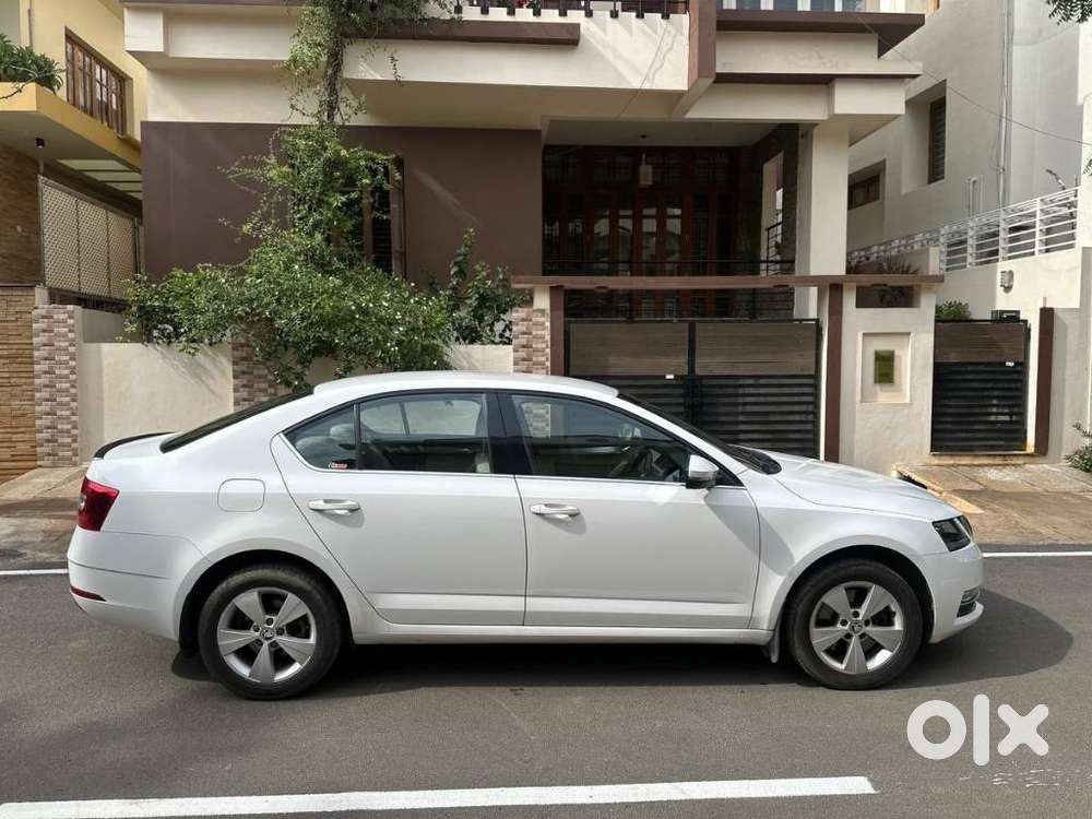 Skoda Octavia 2.0 Tdi At Style Plus, 2017, Petrol