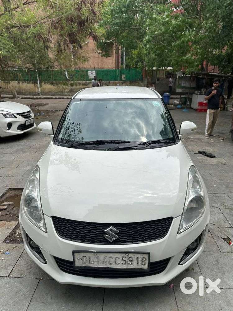 Maruti Suzuki Swift Vxi + Manual, 2016, Petrol