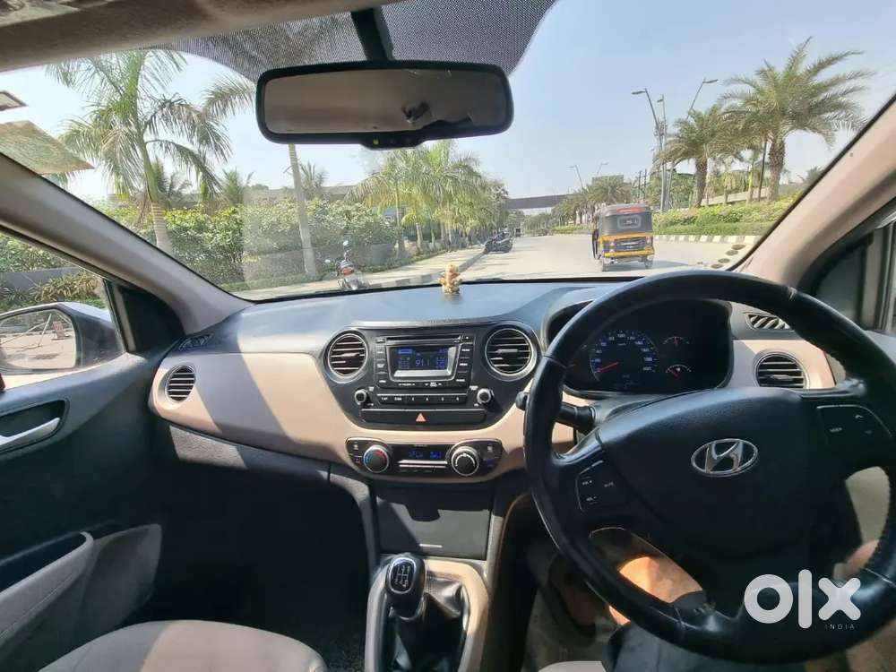 Hyundai Xcent 2015