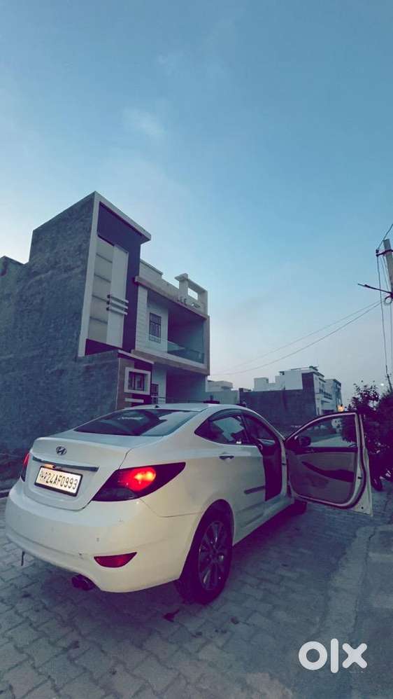 Hyundai Fluidic Verna 2012 Diesel 175000 Km Driven