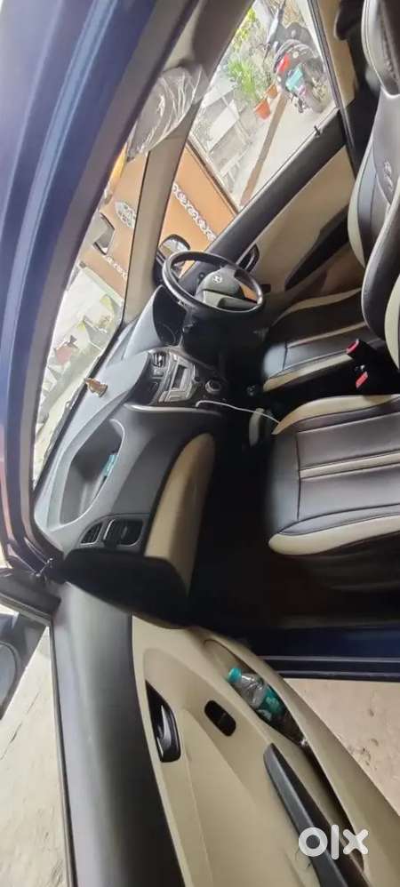 Hyundai Eon 0.8 Sportz 2015