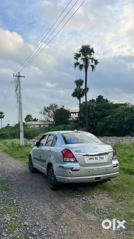 Maruti Suzuki Swift Dzire 2010 Petrol Well Maintained