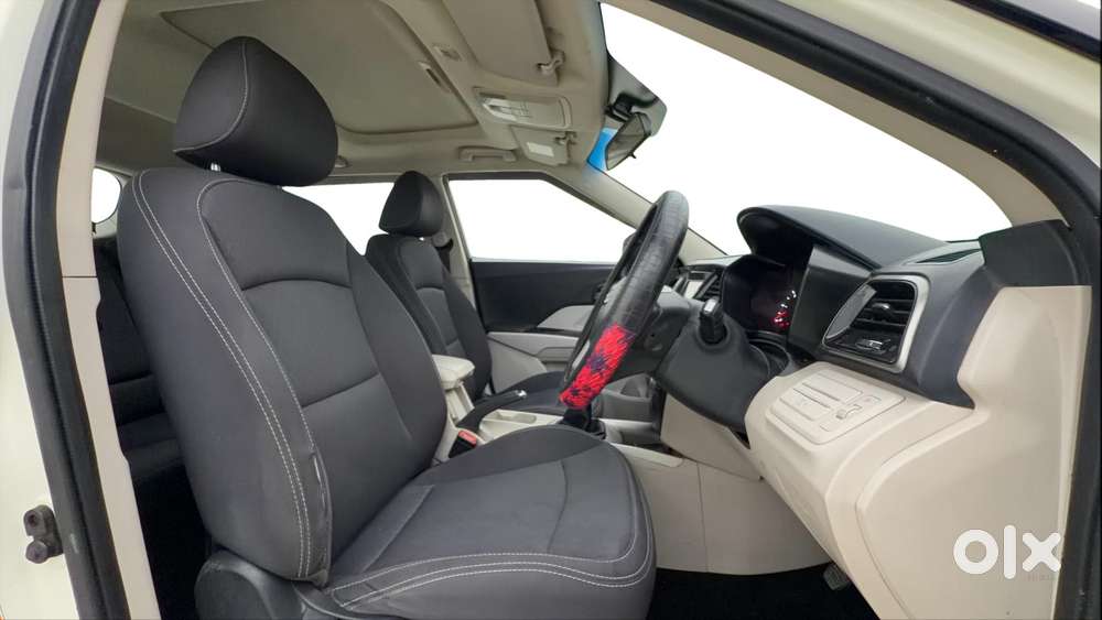 Mahindra Xuv300 W8 Diesel, 2021, Diesel