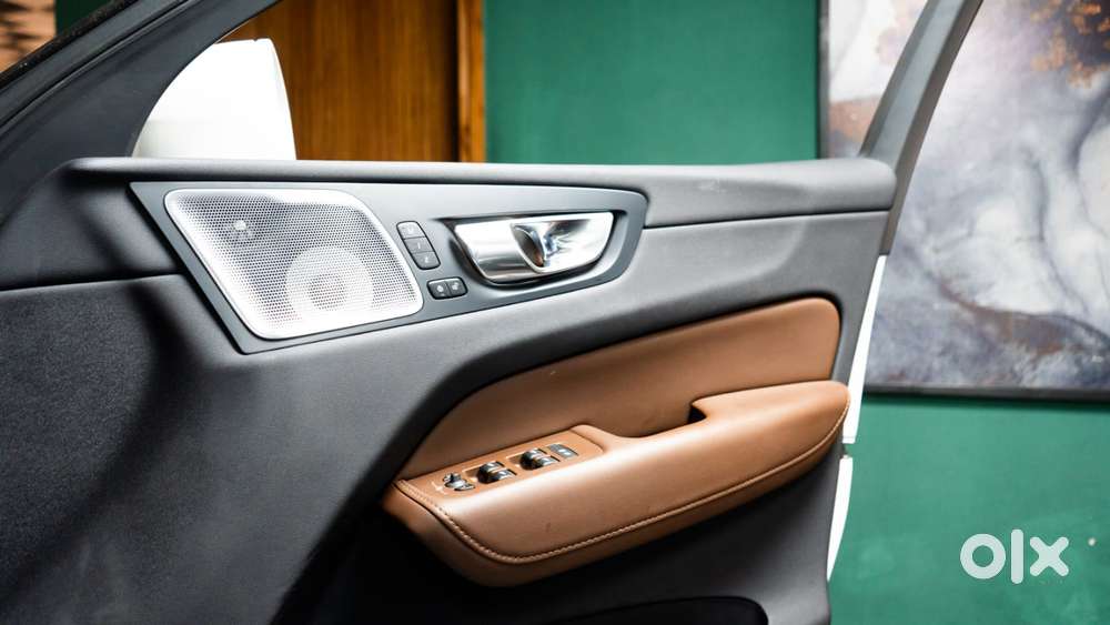 Volvo Xc60 2.0 B5 Ultimate, 2025, Petrol
