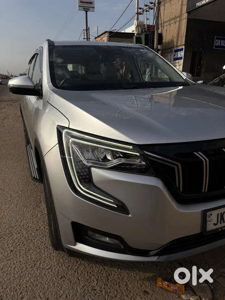 Xuv 700 Ax7 Automatic Petrol