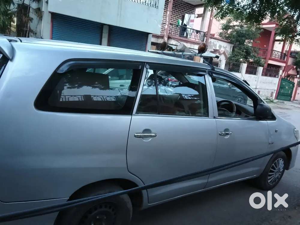 Toyota Innova Diesel 2011