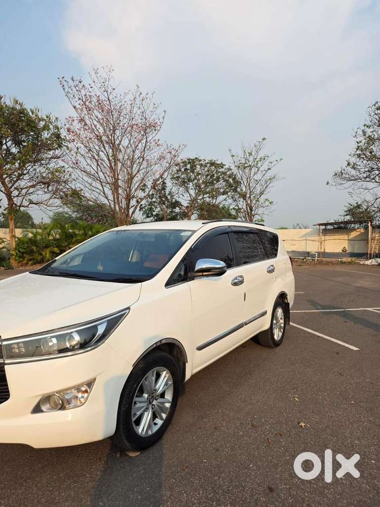 Toyota Innova Crysta 2017 Z Version Diesel Well Maintained