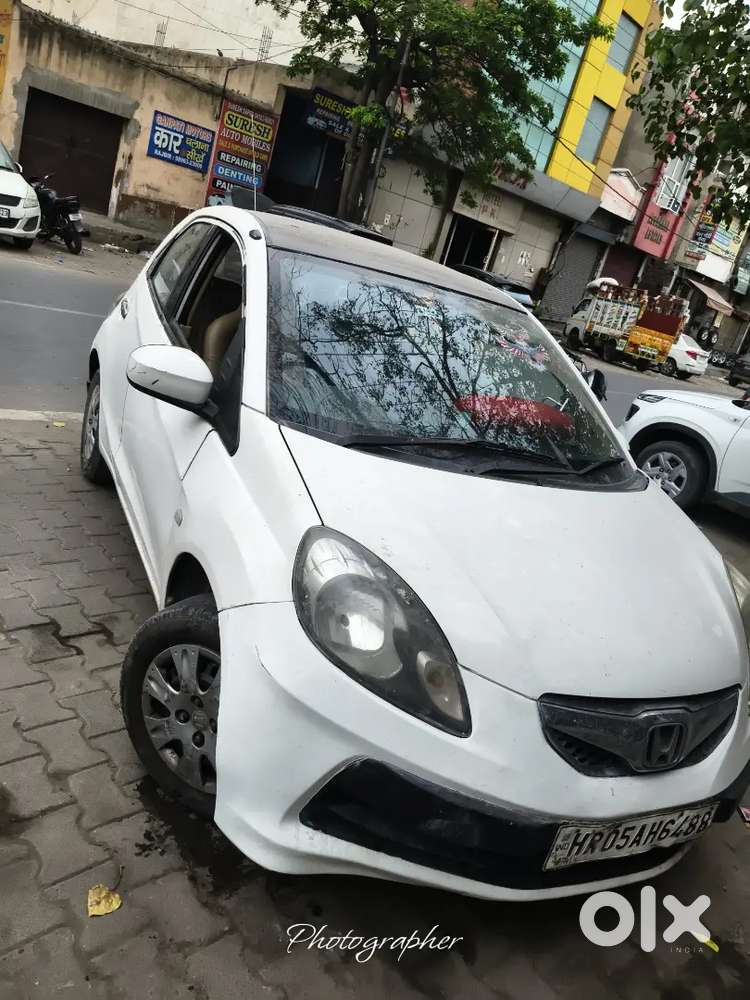 Honda Brio 2013