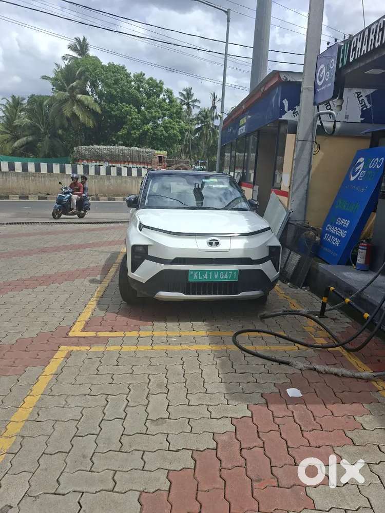 Tata Punch Ev 2025 (may)automatic