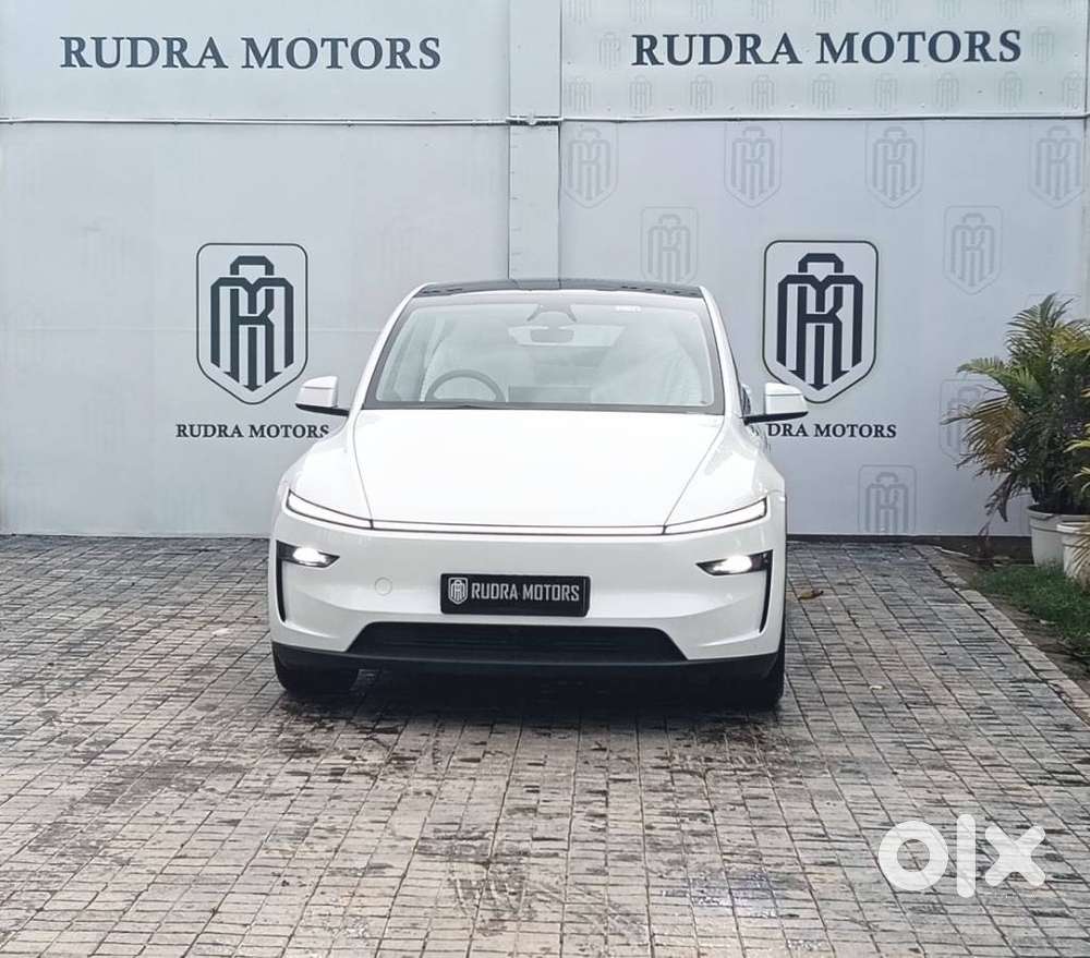 Tesla Model Y Rear-wheel Drive (rwd), 2025, Electric