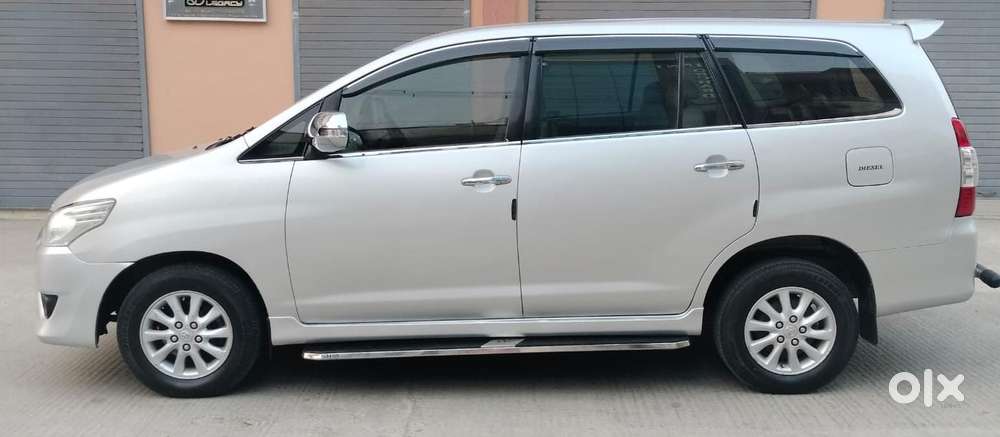 Toyota Innova 2.5 V 7 Str, 2012, Diesel