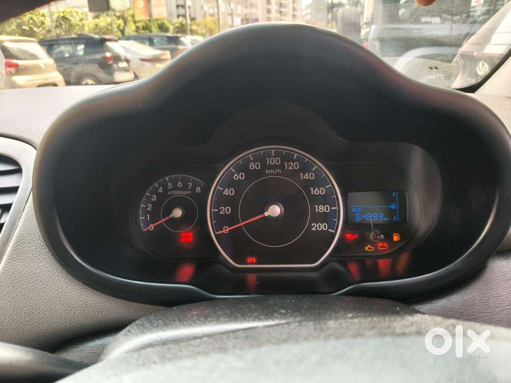 Hyundai I10 Sportz 1.1l, 2015, Cng & Hybrids