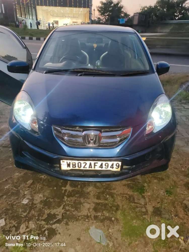 Honda Amaze 2015 Petrol 90000 Km Driven