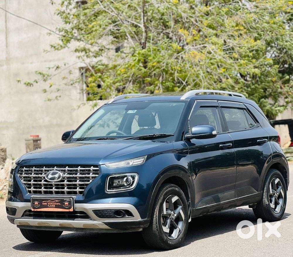 Hyundai Venue S Turbo Dct, 2020, Petrol
