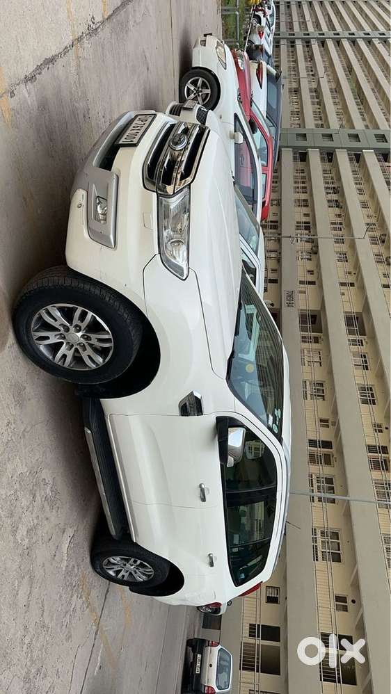 Ford Endeavour 2017 Diesel 127000 Km Driven