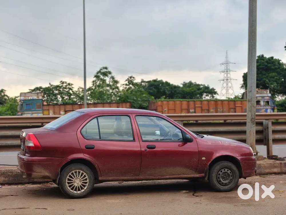 Ford Ikon 1.4 Zxi 2010 Car