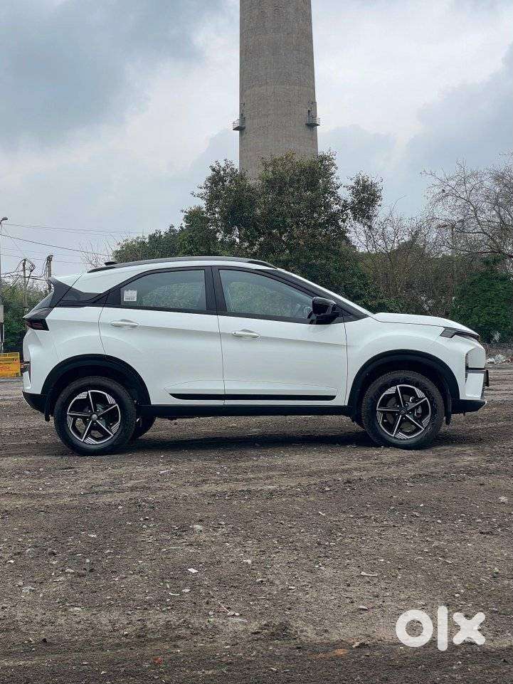 Tata Nexon Creative Plus S 1.2 Revotron Petrol 7dca Dt, 2025, Petrol