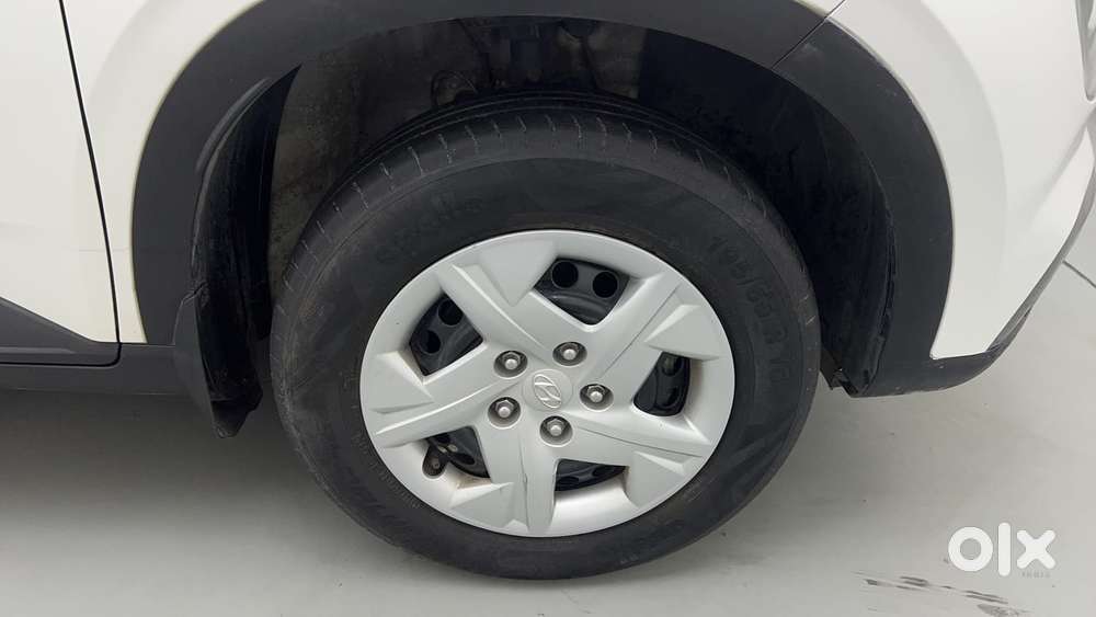 Hyundai Venue 1.2 S Plus, 2021, Petrol