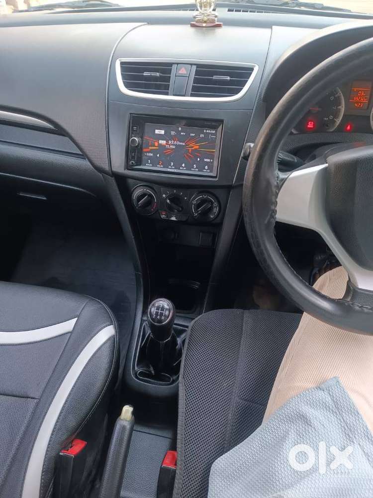 Maruti Suzuki Swift Vxi + Manual, 2014, Petrol