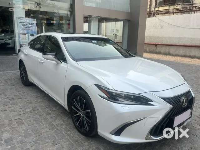 Lexus Es, 2023, Petrol