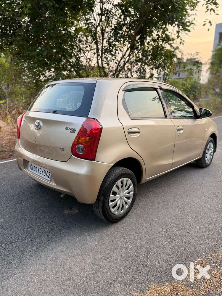 Toyota Etios Liva 2011-2012 G, 2012, Petrol