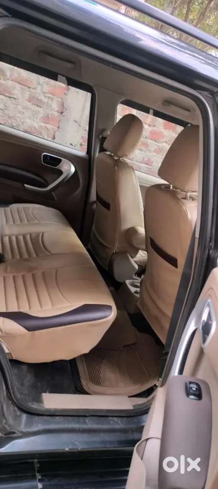 Mahindra Tuv 300 2017