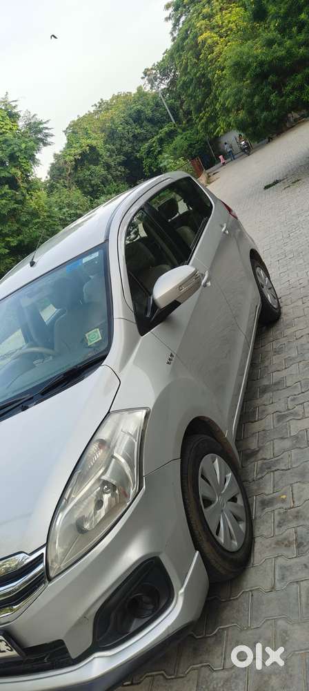 Maruti Suzuki Ertiga Vxi At, 2017, Petrol