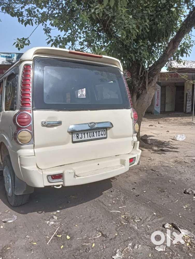 Mahindra Scorpio Mt 2011