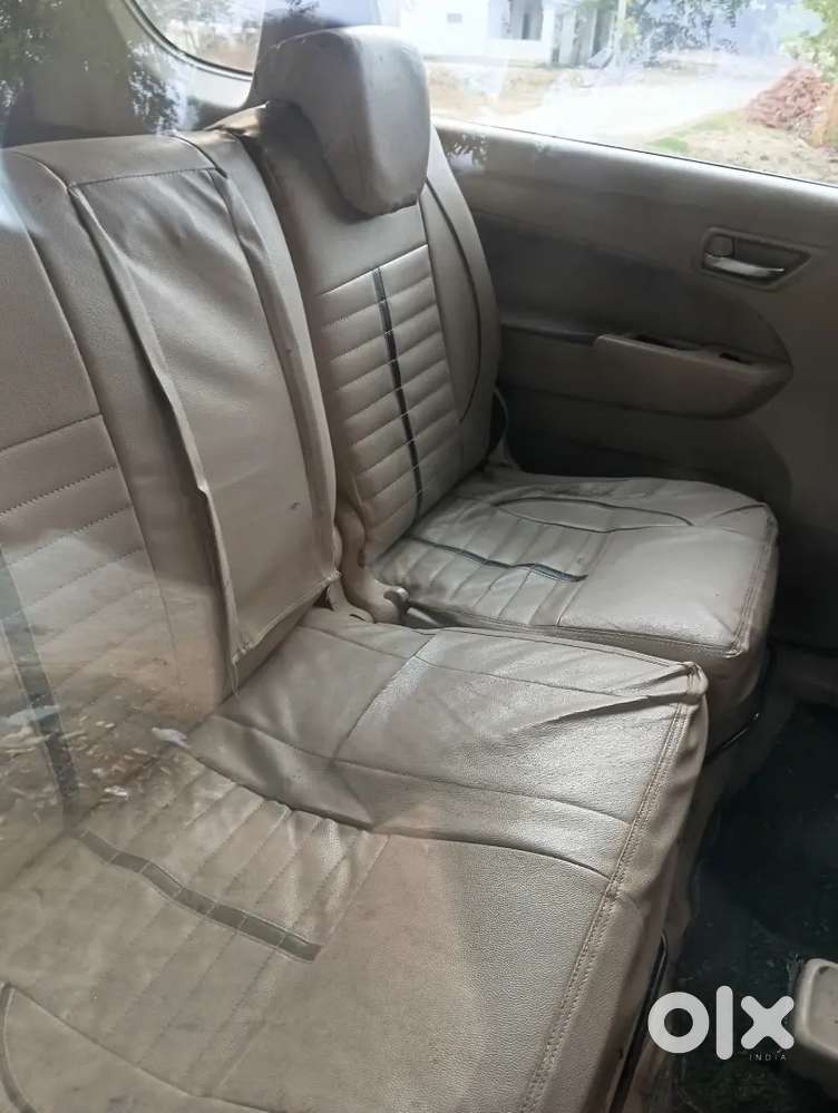 Maruti Suzuki Ertiga 11