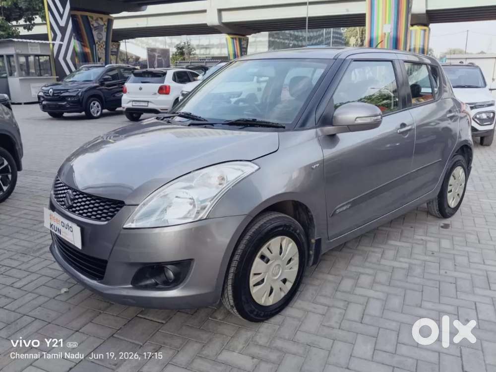 Maruti Suzuki Swift Vxi, 2012, Petrol